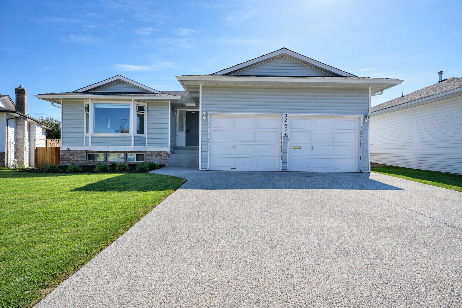 32654 Nootka Close